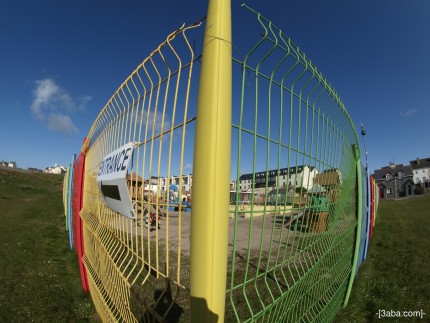 Coloured fence, Fisheye